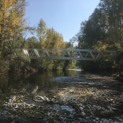 La passerelle posée sur site